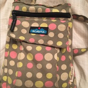 - Kavu purse